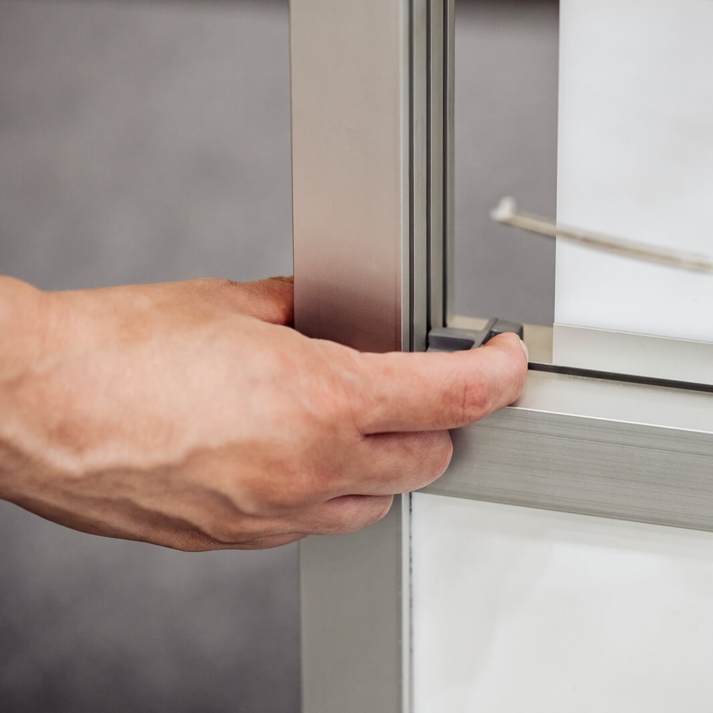 FS display, FW2 base, rotating plate with 4 rods (72), 560x2000x470 mm