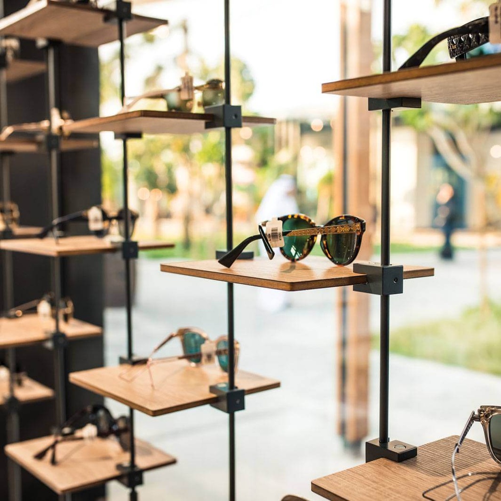 Sky Line Solo display, 4 rods with 15 side shelves, 1000x1600-4000 mm