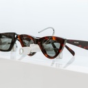 Quadro Single Lock wall display, 7 LED shelves, lockable frame holders