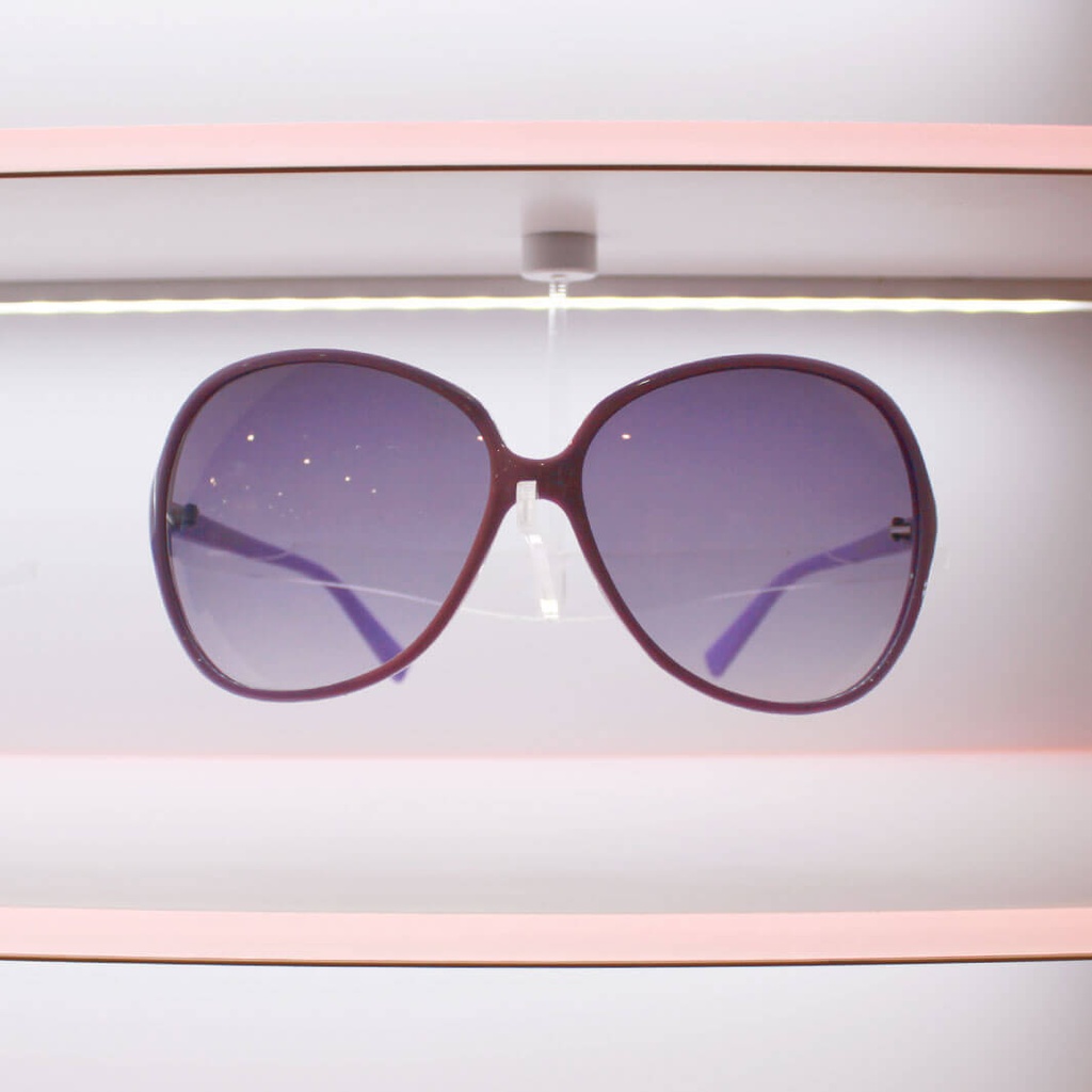 Aura R wall display, white circle, 7 LED shelves, magnetic, 1800x1500x280 mm