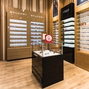 Showcase with 7 shelves