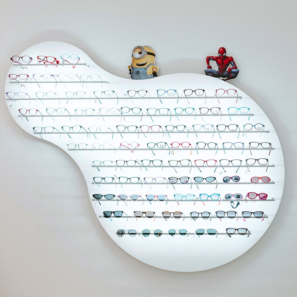 Clear Look kids wall display, cloud shaped, 11 rails (56), 1700x1400x280 mm