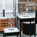 STK pedestal, construction with square base, acrylic box